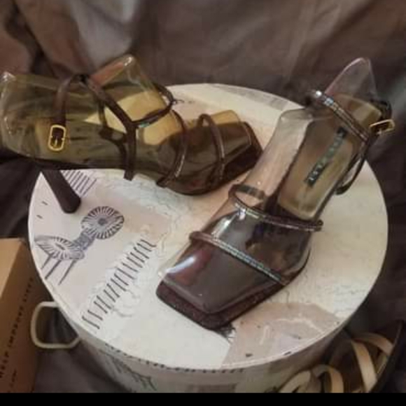 Nine West - Picture 2 of 2